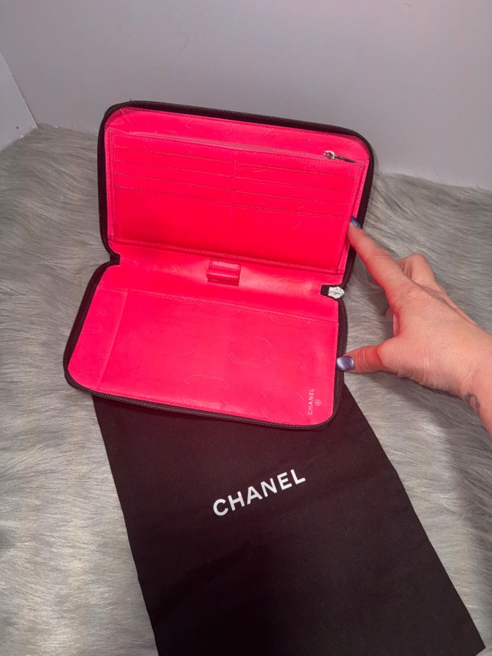 Chanel Cambon Black Quilted Leather Organizer~EUC - Picture 4 of 8